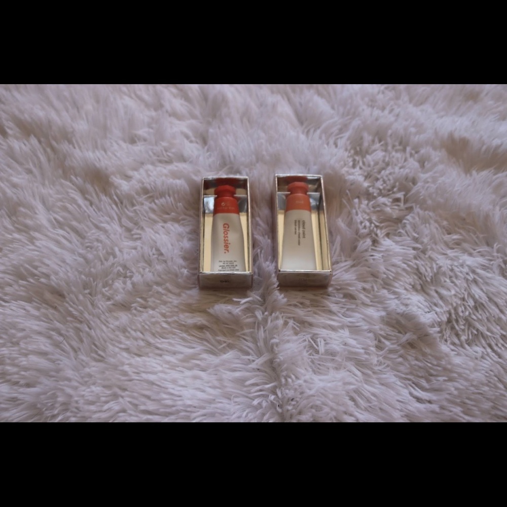 Glossier Cloud Paint Duo plus Vinylic Lip in Disco